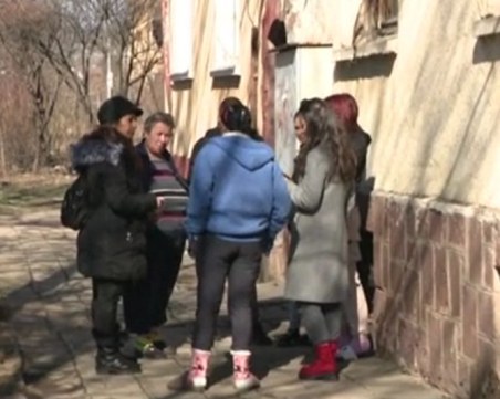 Психичноболен нападна 14-годишно момче с нож в София