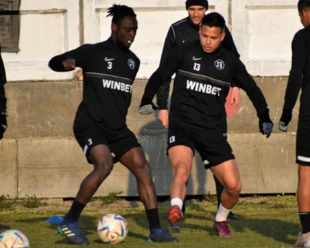 Томаш ще пробва защитник една седмица