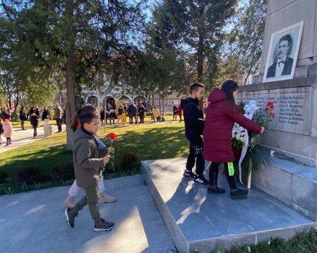 В Куклен почетоха 150-тата годишнина от трагичната гибел на Васил Левски