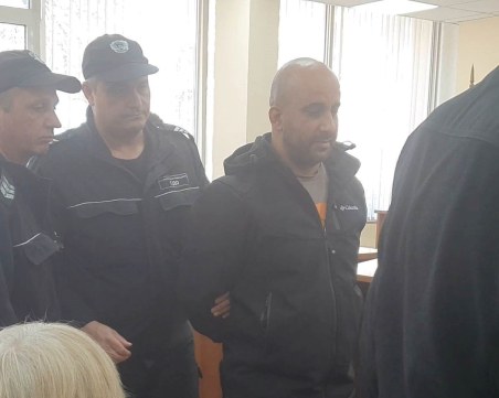 Стрелецът от пиянския скандал в Асеновград иска на свобода, арестът му влияел зле