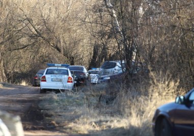 Камионът в който 18 мигранти загинаха от задушаване край София