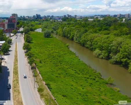 Смолянска фирма чисти Марица в Пловдив с 1,2 млн. лева, дала е двойна цена на най-ниската