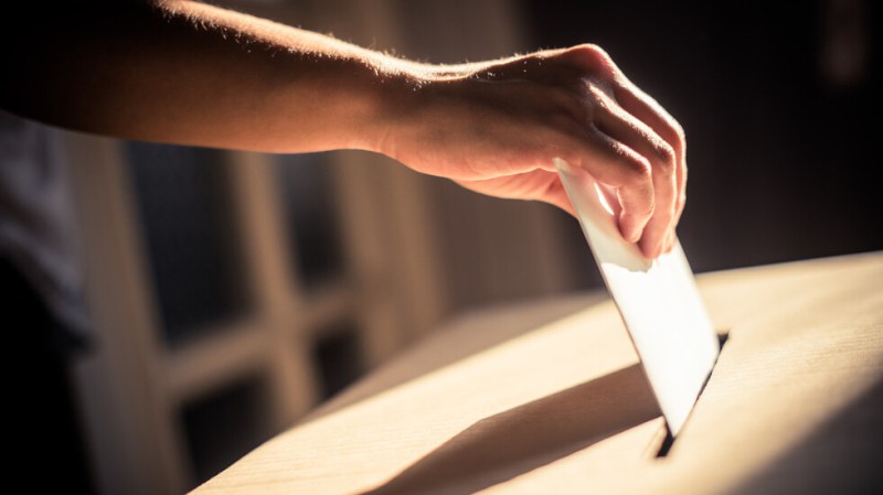 Стартира електронната платформа за подаване на заявления за гласуване извън страната