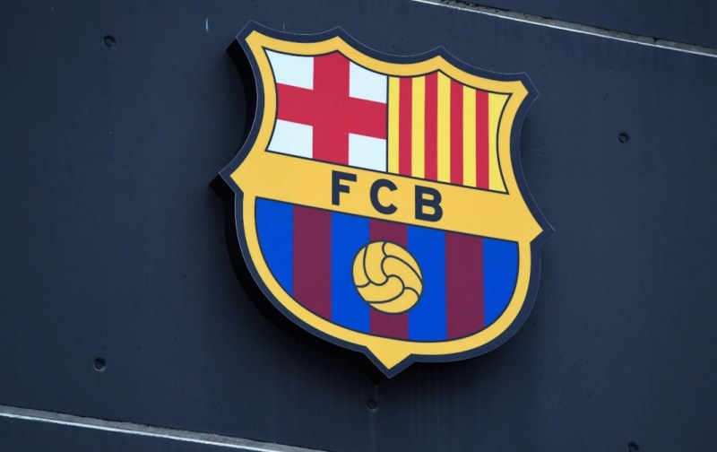 УЕФА може да разследва Барселона и да наложи собствено наказание