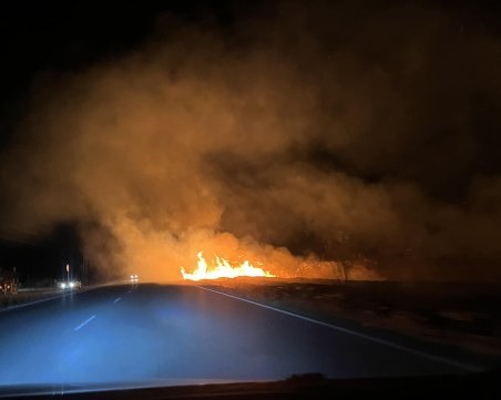 Пожар избухна на пътя Пловдив-Пазарджик