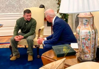 Президентът на САЩ Джо Байдън е пристигнал в  Киев  Това съобщи Юлиан