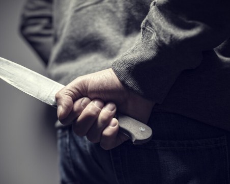 Мъж намушка баща си в монтанско село