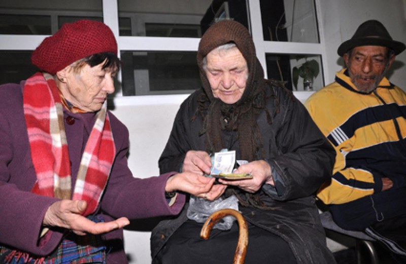 Пенсионерите в България са били над 2 милиона в края на 2022 година