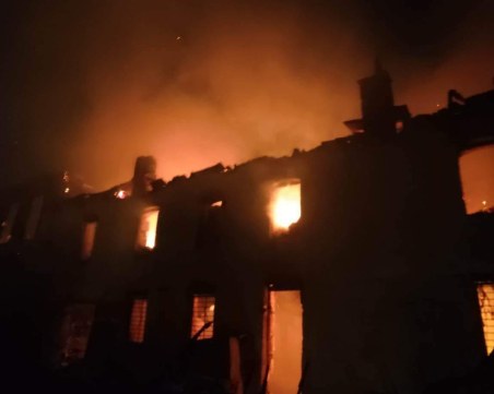 Продължава битката с пожарите край Хисаря, стихията обхвана пет села