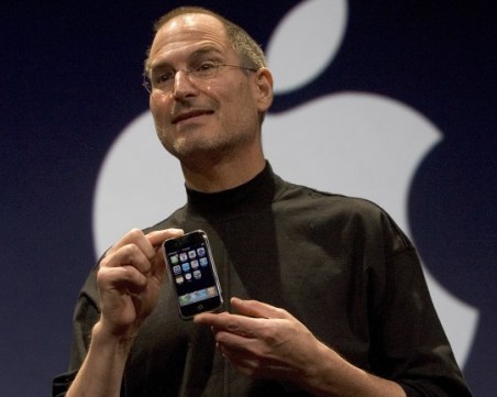 Продадоха на търг iPhone от 2007 г. на рекордна цена