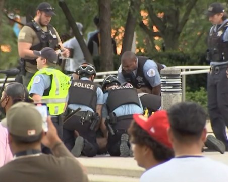 Стрелба в Чикаго: Загинали са двама тийнейджъри и бебе