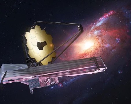 Телескопът Джеймс Уеб засне сливане на три галактики