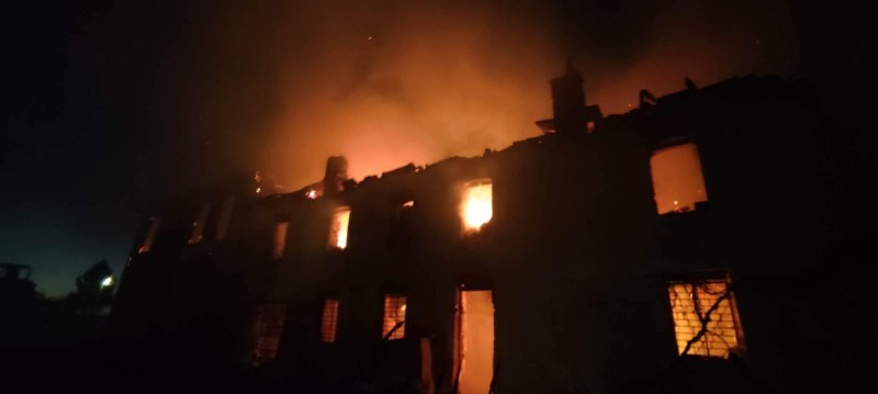 Продължава битката с пожарите край Хисаря, стихията обхвана пет села