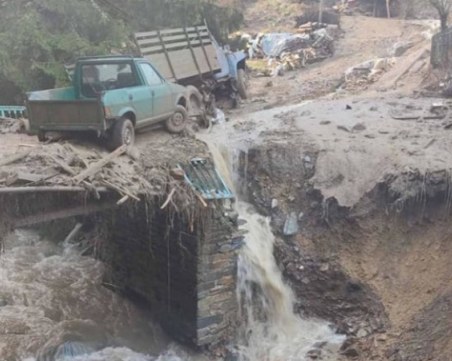 АПИ стартира обществена поръчка за трайно укрепване на 30 участъка, засегнати от геодинамични процеси