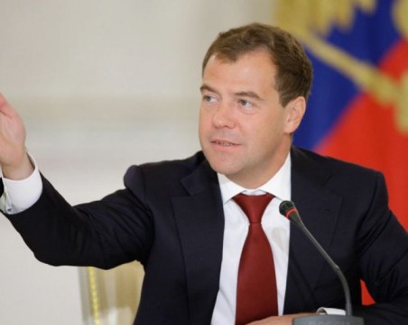 Медведев: Ако Русия прекрати войната без победа, ще престане да съществува