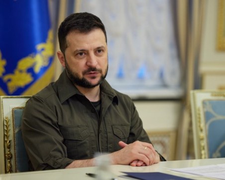 Володимир Зеленски ще присъства лично на срещата на НАТО във Вилнюс