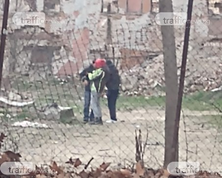 Всичко постарому! Наркозависими взимат дозите си в центъра на Пловдив