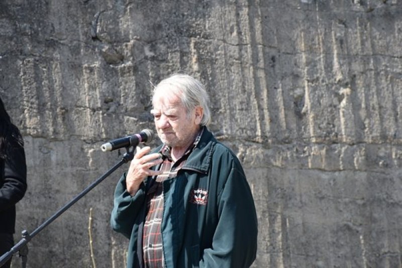 Починал е последният жив затворник от лагера 