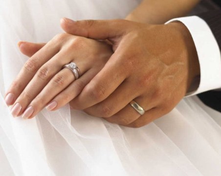 Четири двойки ще сключат брак в Пловдив на днешната огледална дата