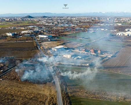 Пожар избухна край Брестник