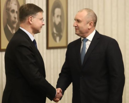 Радев: Служебния кабинет успя да овладее инфлацията