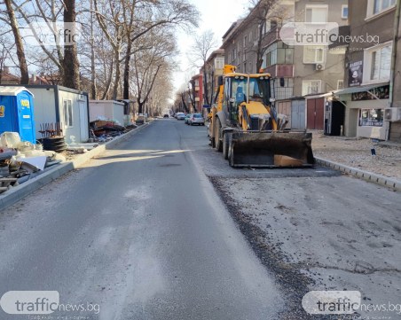 Строителите от ремонта на бул. „Хаджи Димитър” изчезнаха