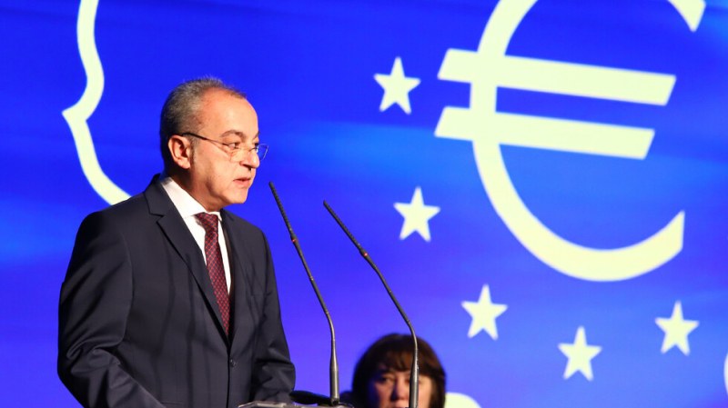 Премиерът: За еврото трябва да се говори с факти, а не да се събуждат ирационални страхове