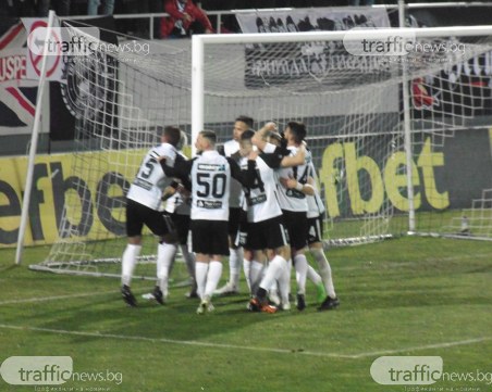 Локо Пловдив взе 