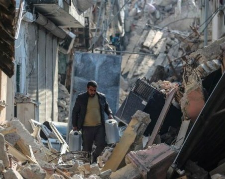 След днешния трус в Турция: Един загинал, а баща и дъщеря са затрупани