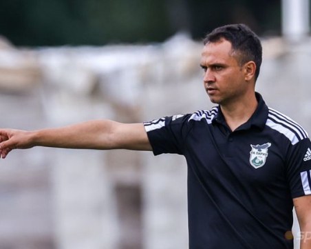 Директор на Локомотив ще помага на Миньор