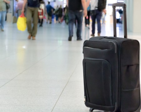 Клиенти на фалирал туроператор още чакат парите си от застрахователи