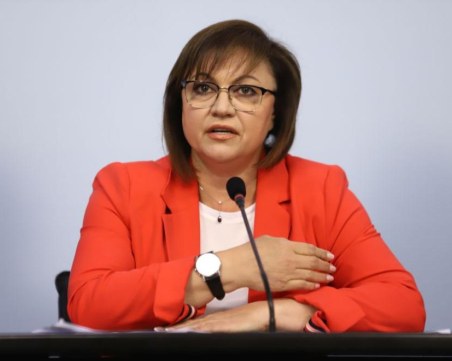Нинова: Няма молби за напускане от БСП нито от Перник, нито от Пловдив