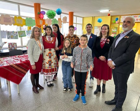 Пловдивски ученици с кампания в подкрепа на пострадалите в Турция и Сирия