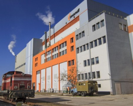 Екоинспектори провериха посред нощ завода за хартия в Стамболийски