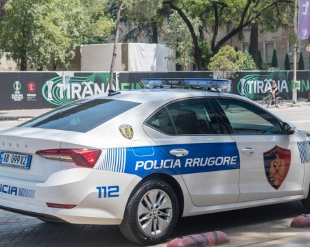 Мъж уби три жени и рани други три в Тирана