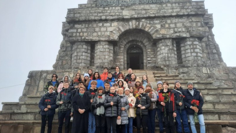 Митрофанова се изкачи на Шипка ден преди 3 март