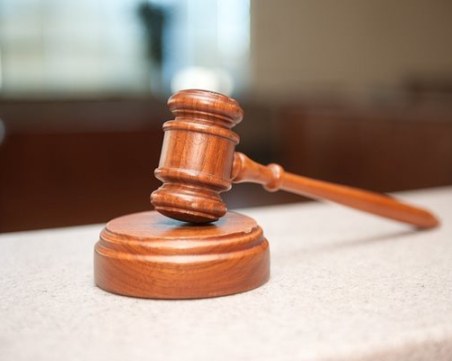 Магистратите ще получат по 3938 лв. за облекло тази година