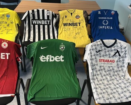 Организират търг с футболни фланелки за Веселин Тосев