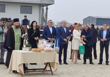 Президентът Румен Радев участва в отбелязването на Тодоровден в село