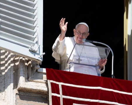 Папата: Трафикантите на хора трябва да бъдат спрени