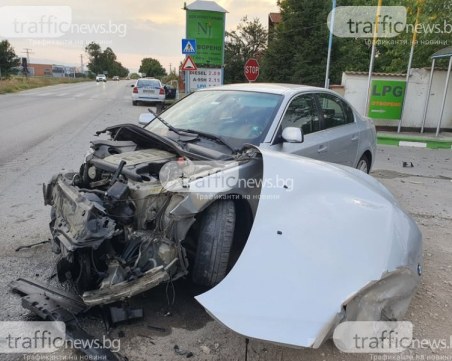 Само през уикенда: 15 тежки катастрофи в страната