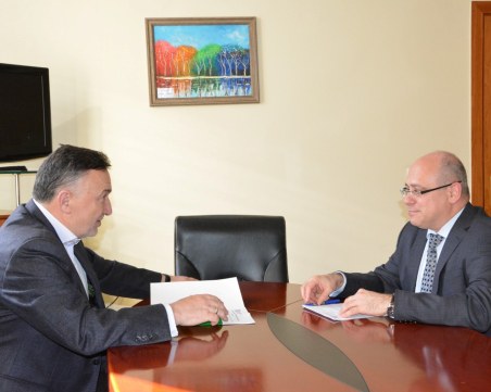 Отпускат еднократно по 2500лв. на пострадали при наводненията в Карловско