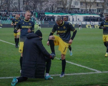 Ботев гостува на Септември в нов важен мач