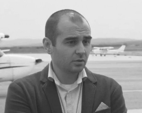 Шеф на център за обучение е загиналият пилот в Лесново
