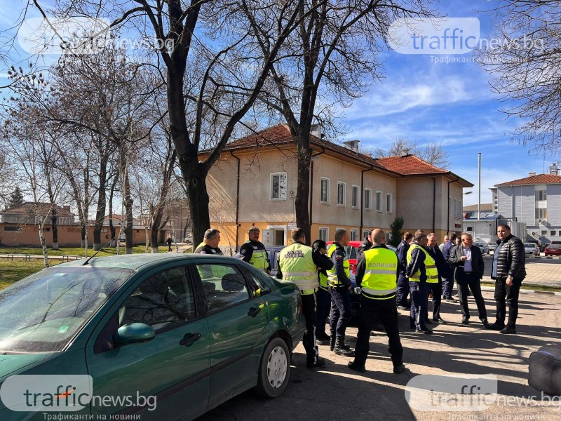 Полиция и БАБХ с масова акция в Пловдивско, инспектират наред къщи и търговски обекти