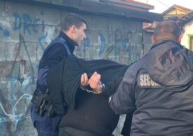 17 са задържаните в Бургас при специализирана полицейска операция по противодействие