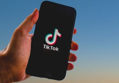 Китайското правителство може да използва апликацията ТикТок за да контролира