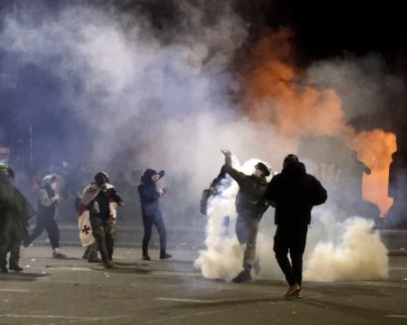 Грузинските власти оттеглиха спорния законопроект за чуждестранните агенти!