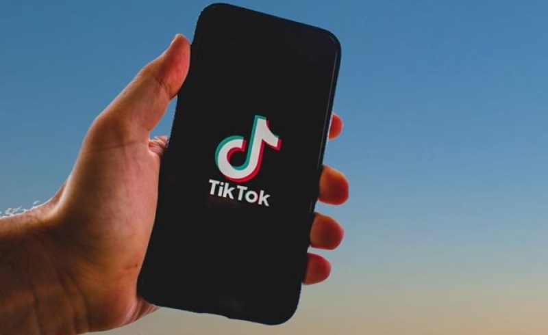 Китайското правителство може да използва апликацията ТикТок, за да контролира