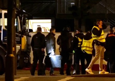 Бременна жена е сред седемте жертви на стрелбата в храм в Хамбург